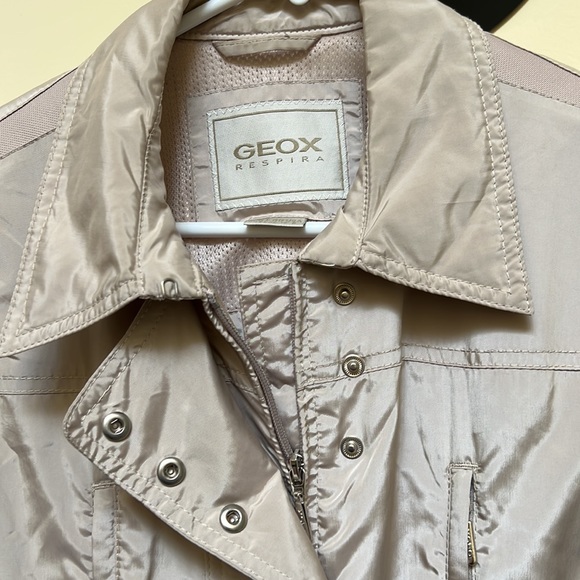 Geox Respira woman’s jacket. - Picture 2 of 3